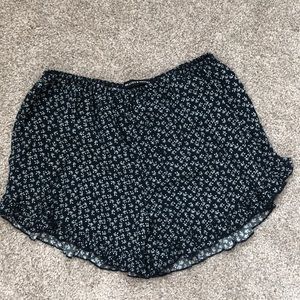 brandy melville flowy shorts